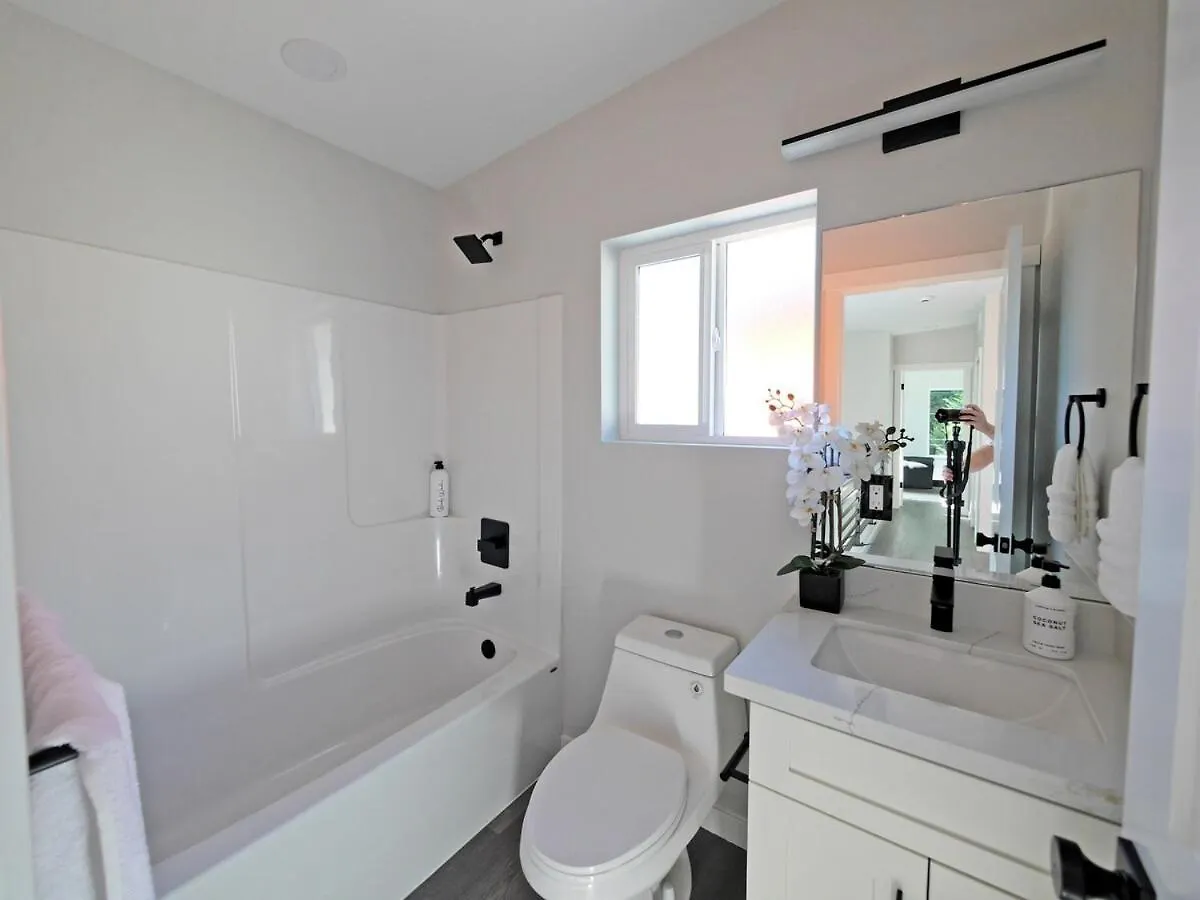 Brand New Modern Home With Rooftop Terrace 西雅图 0*,
