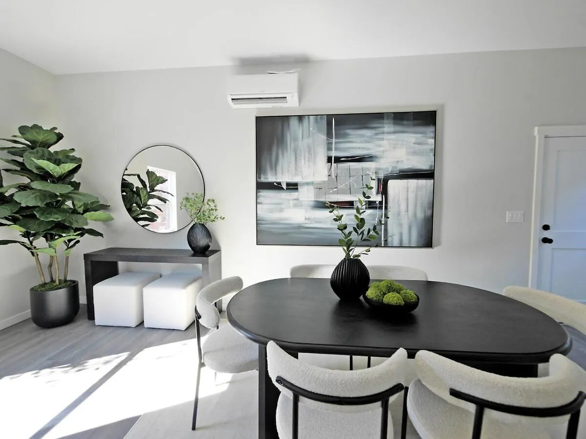 Brand New Modern Home With Rooftop Terrace location